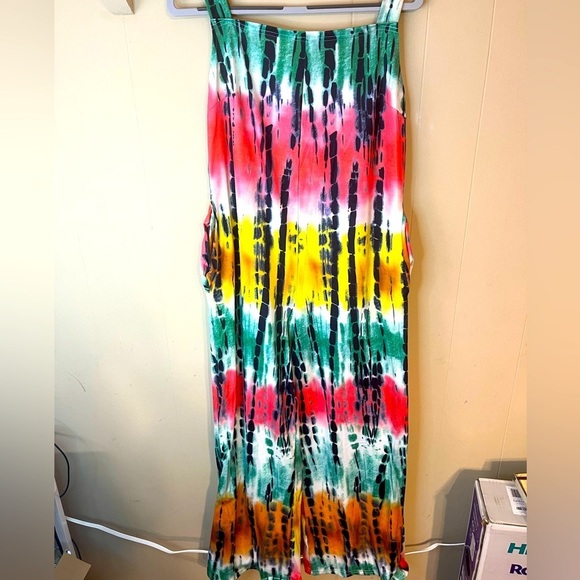 Women vibrant Colorful Jumpsuit. Size XL. Reminds you of the Jungle. - Picture 10 of 14